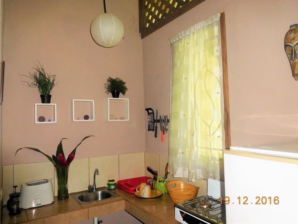 Casa Lina Sloth View Exotic Apartment With Privat Kitchen Puerto Viejo de Talamanca Exterior photo